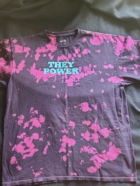 Mens Tie-Dye Graphic Tee - Purple with Pink Splatter